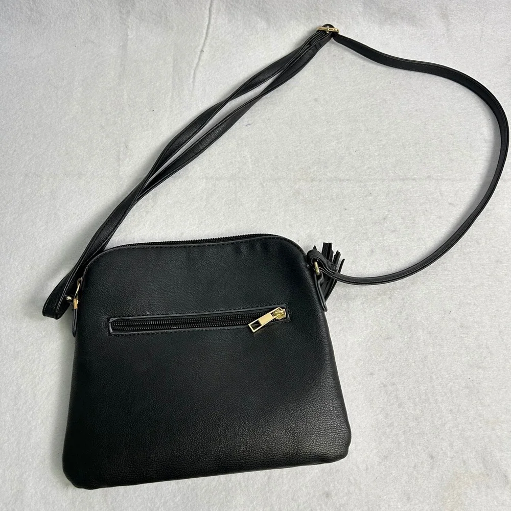Preppy Plaid Unbranded Womens Small Black Crossbody Bag Tassel Zip Faux Leather‎